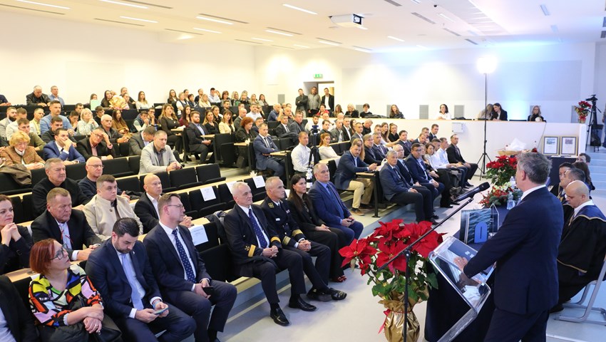 Svečano proslavljen Dan Pomorskog fakulteta